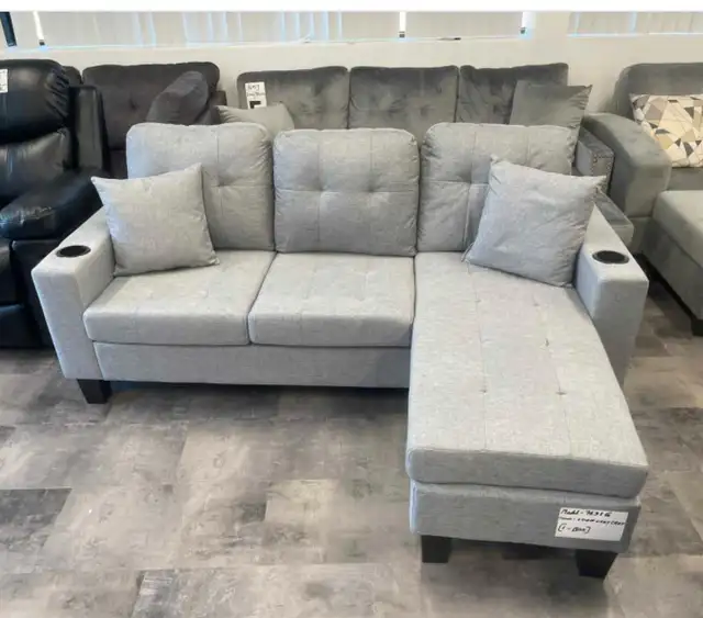 Light Grey Sectional Sofa in Couches & Futons in City of Toronto - Image 2