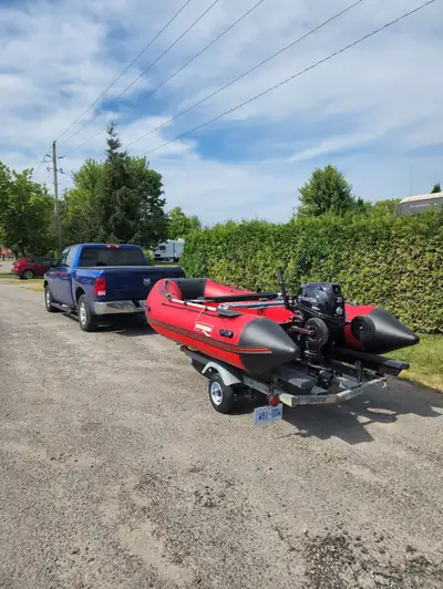 Get on the water with a turnkey package that’s better than new — top-quality materials, premium extr...