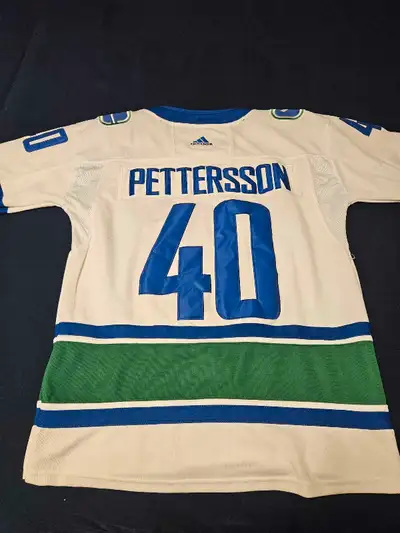 Canucks Jersey #40 Pettersson , View more