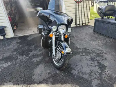 This bike is in very good condition and has been well cared for. Low kilometers — only 74,000 km. Po...