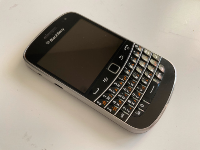 BlackBerry Bold 9900 in Cell Phones in City of Toronto
