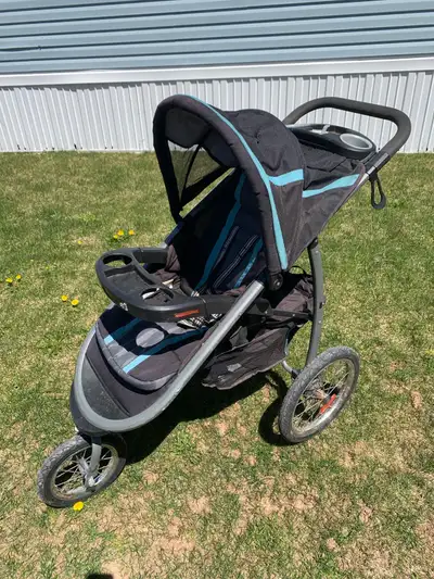 Baby jogging stroller, excellent condition, call 902-680-5418