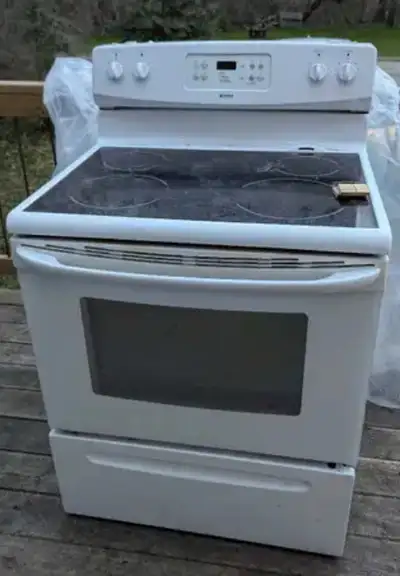 Kenmore smooth stove work condition Delivery available , View more