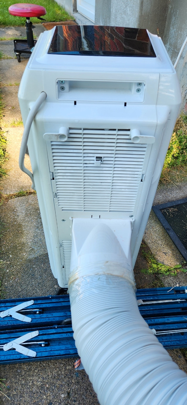 Portable and Window Air Conditioners in Heaters, Humidifiers & Dehumidifiers in Oshawa / Durham Region - Image 2