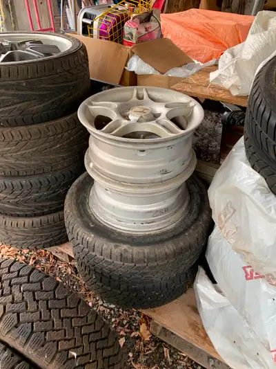 Hi I have a set of four Honda rims with tires. They have been in storage for years so not sure if th...