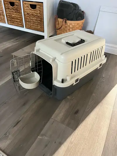 New cat carrier!, View more