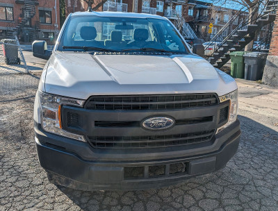 2020 Ford F-150 V8 Very Low Mileage Super Clean