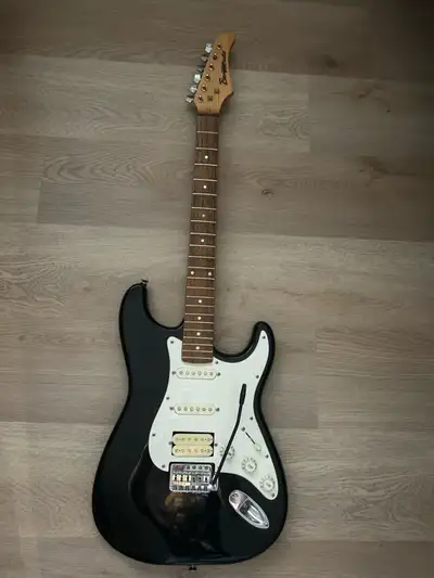 guitar and amplifier+ case, View more