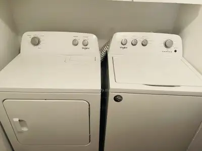 Laveuse + sécheuse Whirlpool – très fiables – excellent état, View more