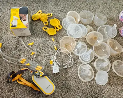 Medela freestyle pump bundle, View more