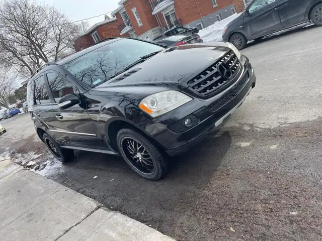 Mercedes-benz in Cars & Trucks in Laval / North Shore - Image 2