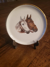 Horse plate