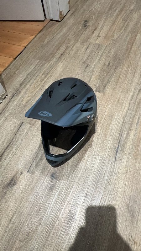 Dell bike helmet in BMX in St. Catharines - Image 4