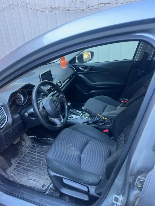 Mazda3 2015450229984192768002