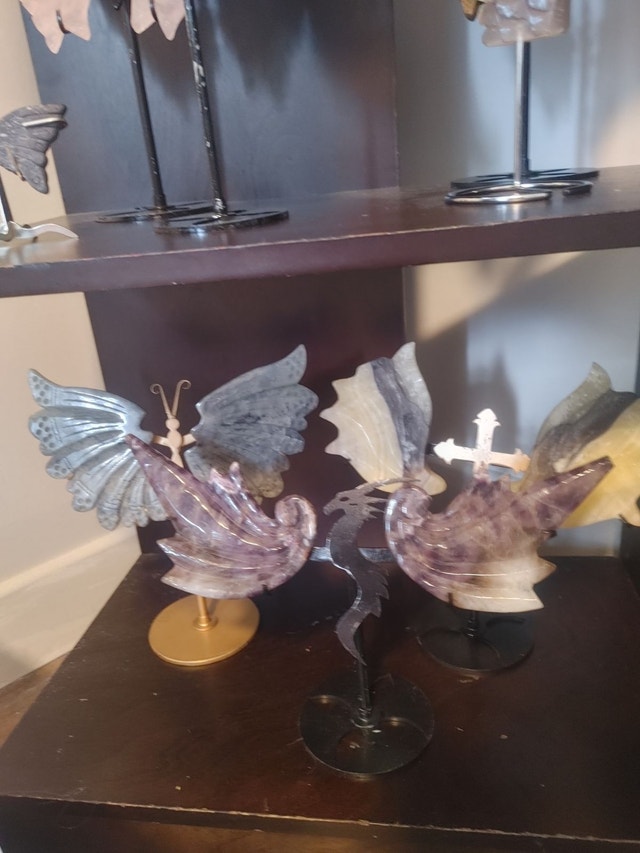 To Kym's crystals and Beyond Garage Sales Windsor Region Kijiji