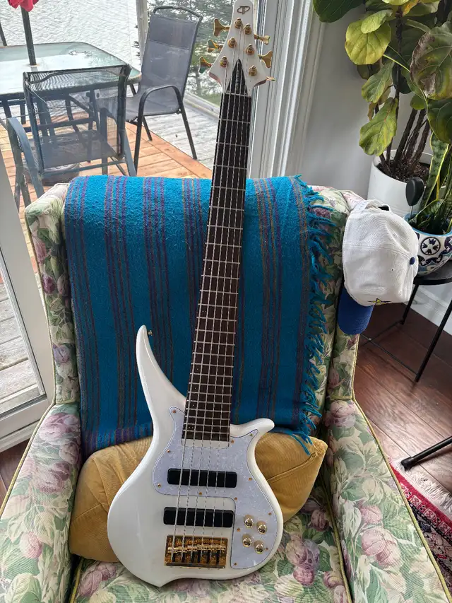 Tune 6 string bass in Guitars in Dartmouth - Image 3