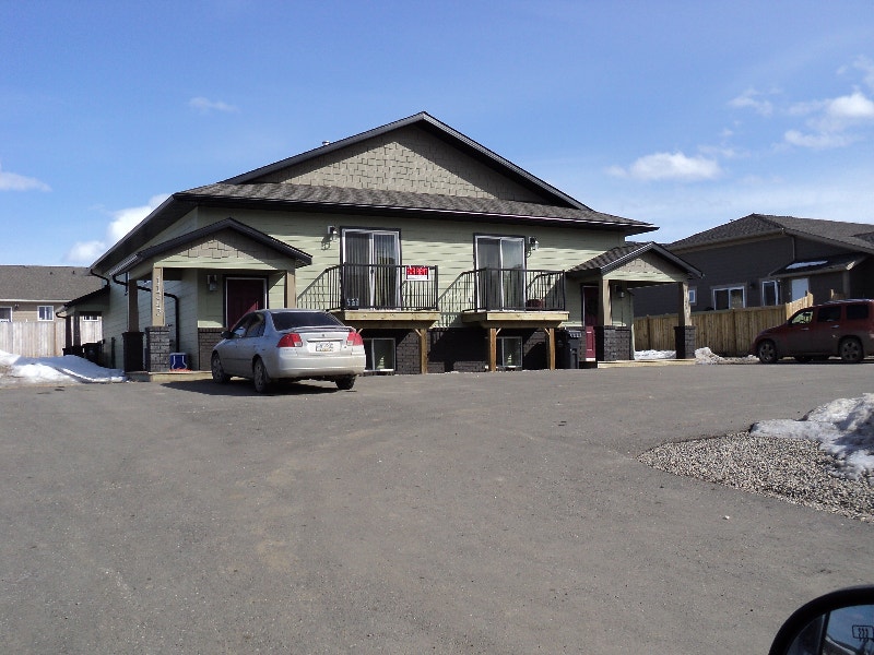 2 Bdrm Great Location Patio and side deck Long Term Rentals Fort St. John Kijiji