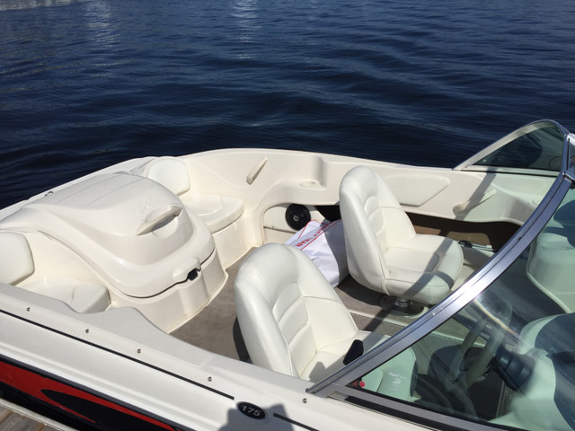 2006 Sea Ray Bowrider 17.5 Sport in Powerboats & Motorboats in Winnipeg - Image 3