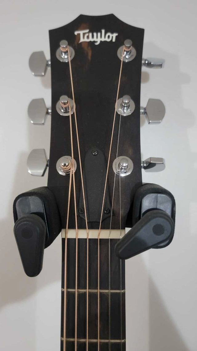 2022 Taylor 114ce in Guitars in Swift Current - Image 3