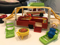 Vintage Fisher Price Play Family Car & Pop-Up Camper #992
