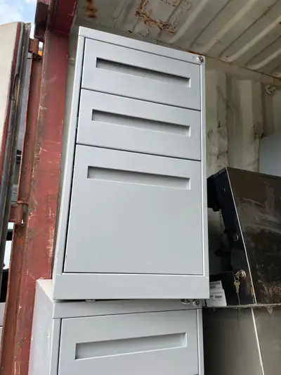 J’ai 5 petite filière 3 tiroir. 45 chacune au choix