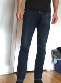 Mens jeans size 32