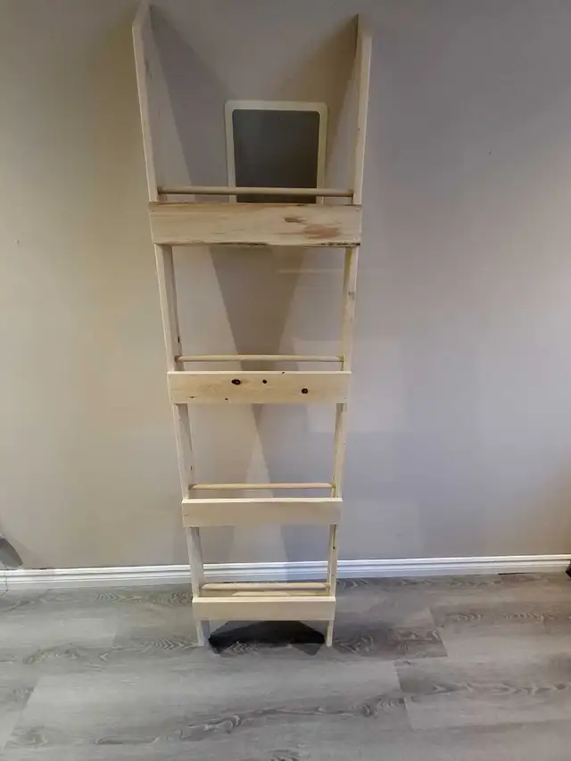 Scandi-Modern Wooden Montessori Wall Mounted Bookshelf for Kids in Bookcases & Shelving Units in Ottawa - Image 6