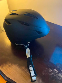 Casque de ski alpin