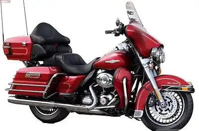 This 1999 Harley-Davidson FLHTCUI Ultra Classic® Electra Glide® has a BRAND NEW 106 Engine. A 1999 H...