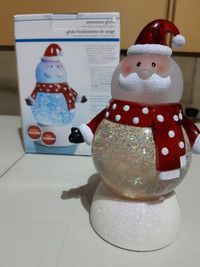 SNOWMAN SNOW GLOBE