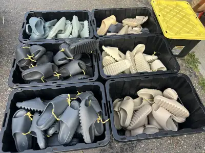 adidas Yeezy slides men’s 4-13, View more