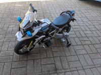Kids Rollplay's 6V BMW Motorcycle