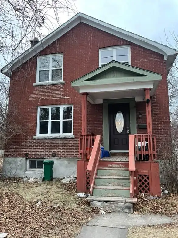 Looking for 1 Roomate, 581 Brock St