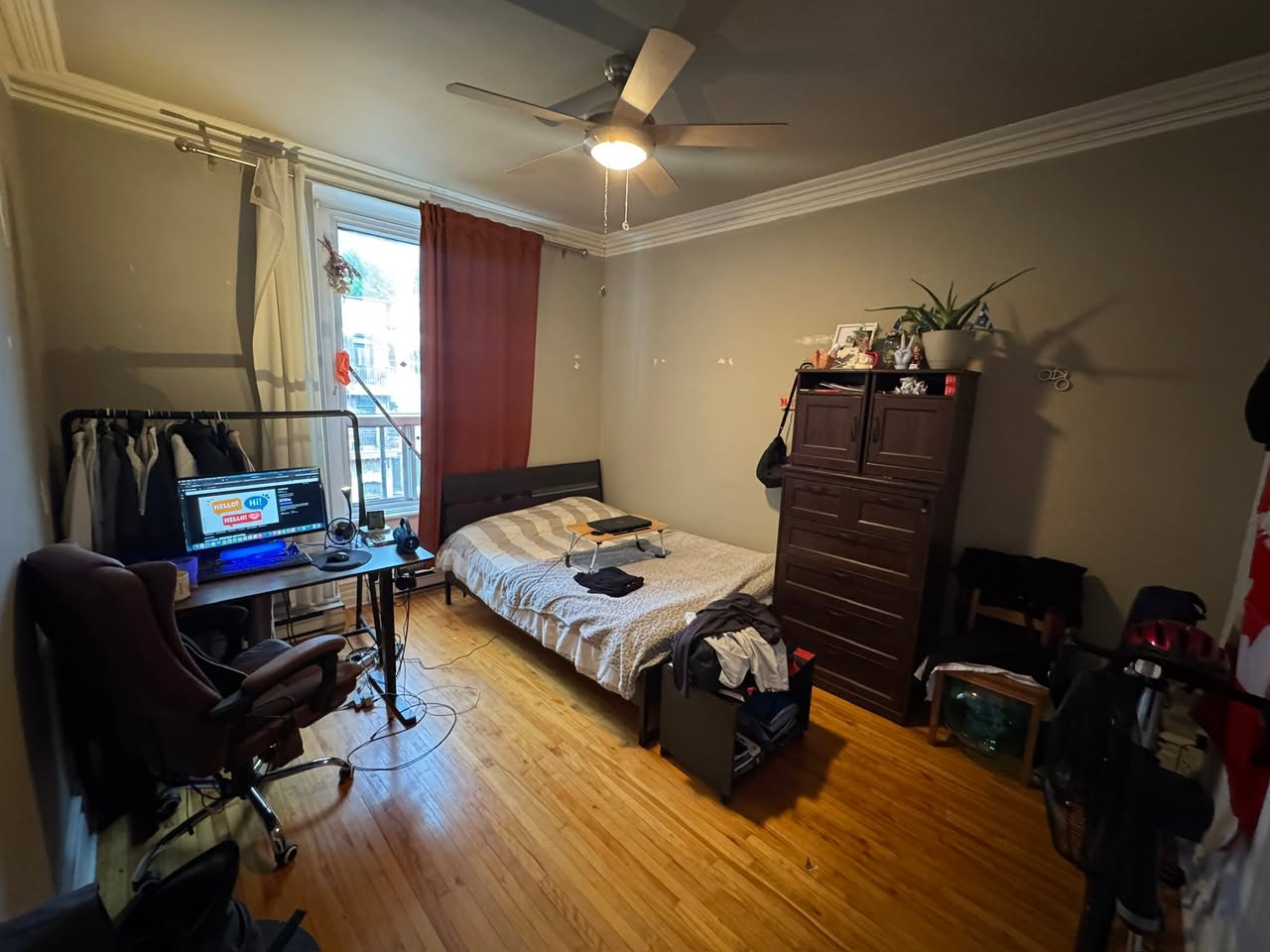 Grande chambre lumineuse - Mont royal — photo 2