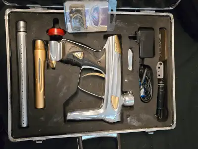 Used paintball gear. Clearing out some older gear. Markers Sold 1- Luxe 1.0- was just serviced askin...
