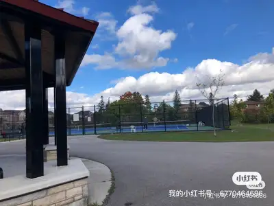 Downtown Markham newly renovated basement apartment for rent, very clean and bright with 9 ft high c...