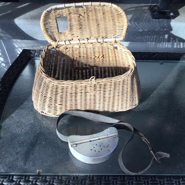 Vintage Wicker Fishing Basket $65 in Fishing, Camping & Outdoors in Trenton - Image 2