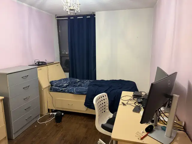 Private room for rent in Long Term Rentals in Mississauga / Peel Region - Image 4