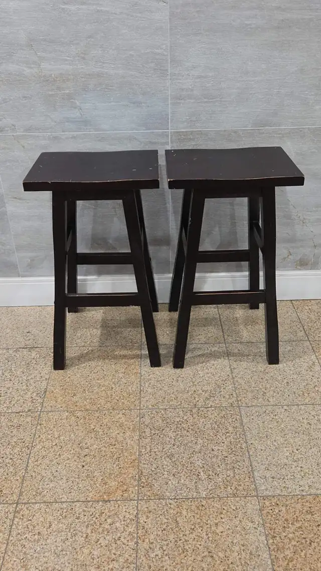 Solid Wood Backless Counter Stools – Set of 2 (Espresso Finish)