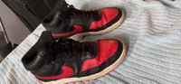 Mens size 9 Nike court vision high tops