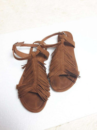 Brown Boho Fringe Flats Shoes Size 6.5