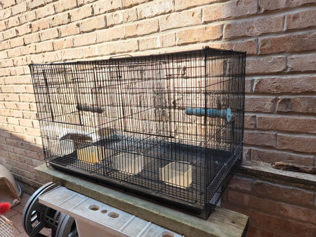 Breeding Cage for Canaries, Budgies, Lovebirds, Conures, etc... in Birds for Rehoming in Markham / York Region