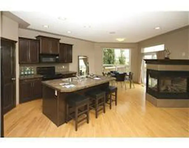 4bedroom House for rent in Tuscany backing a natural reserve Long