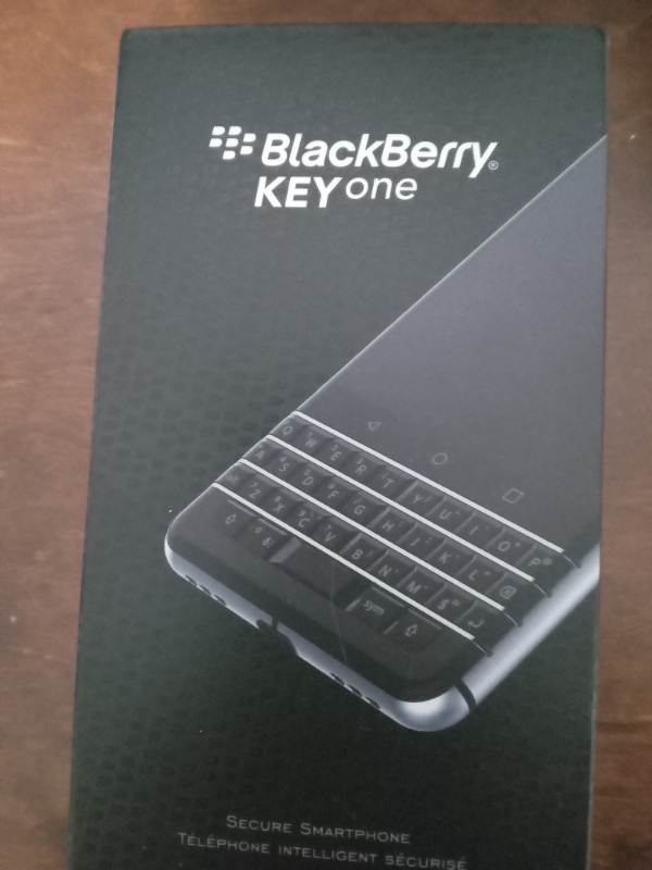 Blackberry KeyOne à Vendre / for Sale dans Téléphones cellulaires  à Ville de Montréal - Image 2