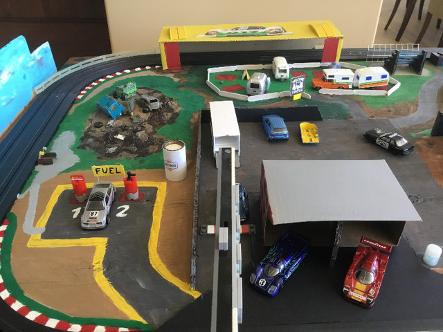 AFX slot car, track Diorama, vintage 210cm x 122cm, functional in Toys & Games in City of Halifax - Image 3