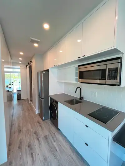 MODERN & BRIGHT - 1 BEDROOM - BEDFORD BASIN VIEW