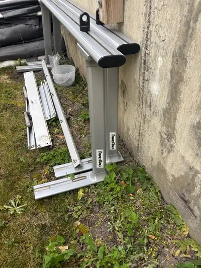 Came off my truck, never used 500 obo. Rack is adjustable