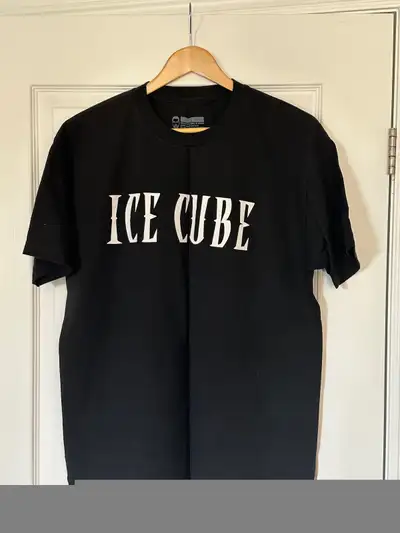 Ice Cube Official Concert T-Shirt Large, View more