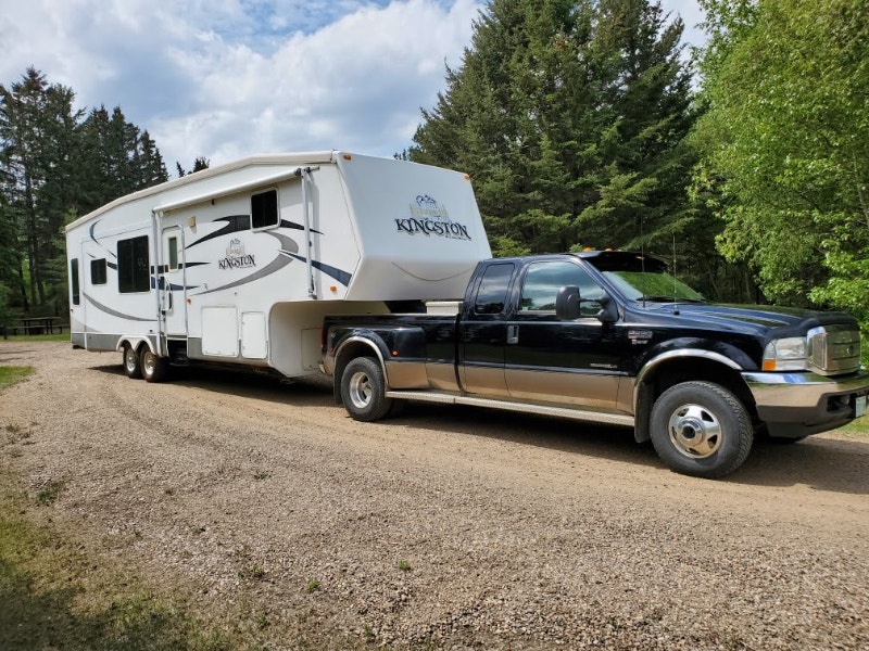 5th Wheel RV & Truck Combo 39,900 Travel Trailers & Campers