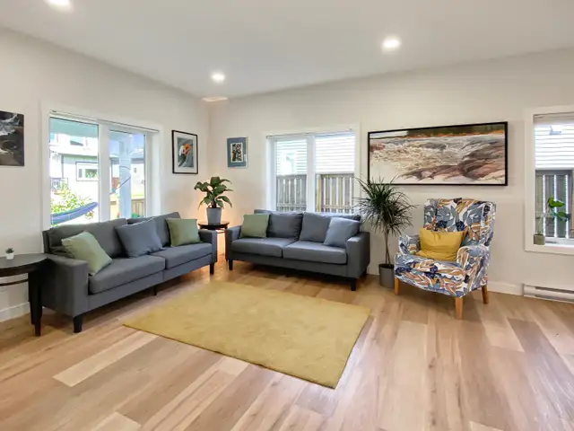 Open House Nov 23 1-3 PM - Bright Sunny 4 BR home FSBO in Houses for Sale in Whitehorse - Image 4